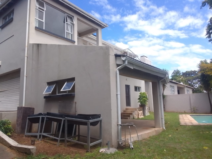 To Let 4 Bedroom Property for Rent in Nahoon Eastern Cape